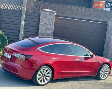 Тесла Модель 3 2018 в Днепре (Днепропетровске) на Automoto.ua Красный Тесла Модель 3, объемом двигателя 0 л и пробегом 130 тыс. км за 17700 $, фото 8 на Automoto.ua