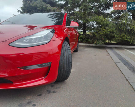 Червоний Тесла Модель 3, об'ємом двигуна 0 л та пробігом 123 тис. км за 16700 $, фото 32 на Automoto.ua