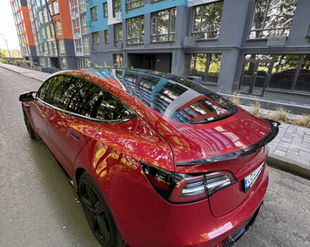Тесла Модель 3 2018 в Киеве на Automoto.ua Красный Тесла Модель 3, объемом двигателя 0 л и пробегом 79 тыс. км за 22000 $, фото 16 на Automoto.ua