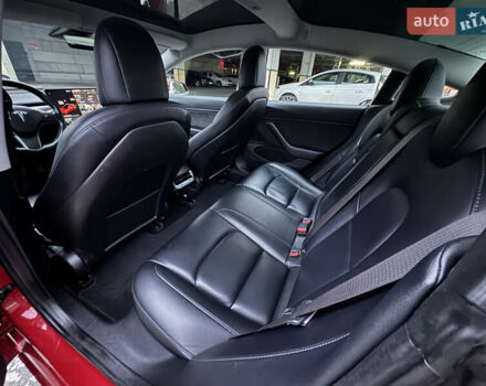 Красный Тесла Модель 3, объемом двигателя 0 л и пробегом 178 тыс. км за 16499 $, фото 9 на Automoto.ua