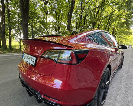 Тесла Модель 3 2018 в Киеве на Automoto.ua Красный Тесла Модель 3, объемом двигателя 0 л и пробегом 79 тыс. км за 22000 $, фото 21 на Automoto.ua