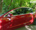 Красный Тесла Модель 3, объемом двигателя 0 л и пробегом 82 тыс. км за 29000 $, фото 55 на Automoto.ua