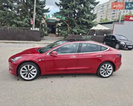 Красный Тесла Модель 3, объемом двигателя 0 л и пробегом 96 тыс. км за 16800 $, фото 1 на Automoto.ua