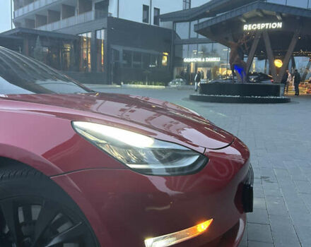 Красный Тесла Модель 3, объемом двигателя 0 л и пробегом 129 тыс. км за 20999 $, фото 17 на Automoto.ua