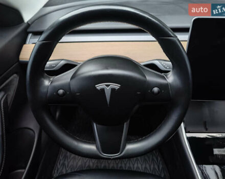 Червоний Тесла Модель 3, об'ємом двигуна 0 л та пробігом 123 тис. км за 16700 $, фото 56 на Automoto.ua