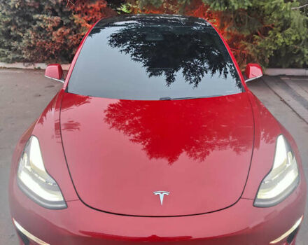 Червоний Тесла Модель 3, об'ємом двигуна 0 л та пробігом 123 тис. км за 16700 $, фото 62 на Automoto.ua