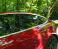 Красный Тесла Модель 3, объемом двигателя 0 л и пробегом 82 тыс. км за 29000 $, фото 7 на Automoto.ua