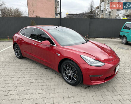 Красный Тесла Модель 3, объемом двигателя 0 л и пробегом 76 тыс. км за 20900 $, фото 3 на Automoto.ua