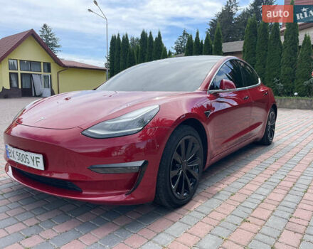Тесла Модель 3 2018 у Чернівцях на Automoto.ua Червоний Тесла Модель 3, об'ємом двигуна 0 л та пробігом 235 тис. км за 16200 $, фото 18 на Automoto.ua