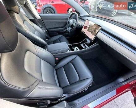 Красный Тесла Модель 3, объемом двигателя 0 л и пробегом 75 тыс. км за 5800 $, фото 10 на Automoto.ua