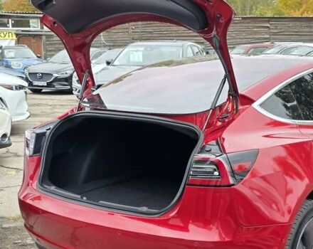 Красный Тесла Модель 3, объемом двигателя 0 л и пробегом 69 тыс. км за 18300 $, фото 14 на Automoto.ua