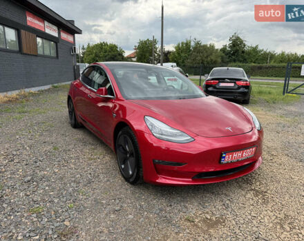 Красный Тесла Модель 3, объемом двигателя 0 л и пробегом 137 тыс. км за 16800 $, фото 3 на Automoto.ua