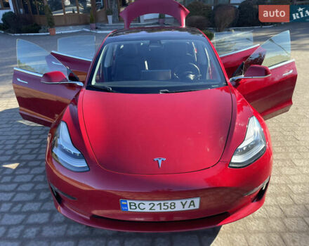 Красный Тесла Модель 3, объемом двигателя 0 л и пробегом 46 тыс. км за 15499 $, фото 10 на Automoto.ua