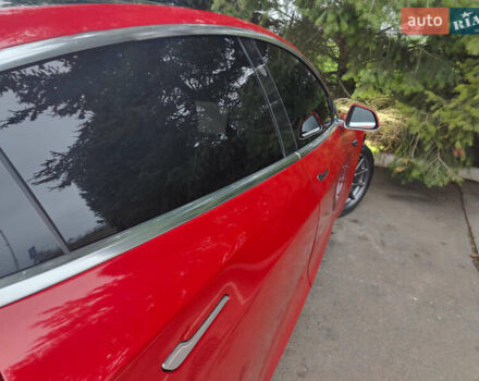 Червоний Тесла Модель 3, об'ємом двигуна 0 л та пробігом 123 тис. км за 16700 $, фото 30 на Automoto.ua