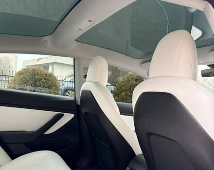 Красный Тесла Модель 3, объемом двигателя 0 л и пробегом 112 тыс. км за 16500 $, фото 45 на Automoto.ua