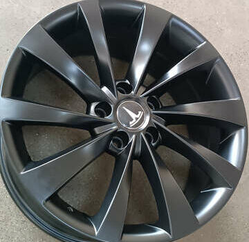 Красный Тесла Модель 3, объемом двигателя 0 л и пробегом 129 тыс. км за 20999 $, фото 58 на Automoto.ua