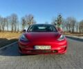 Красный Тесла Модель 3, объемом двигателя 0 л и пробегом 166 тыс. км за 15000 $, фото 1 на Automoto.ua