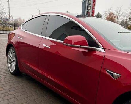Красный Тесла Модель 3, объемом двигателя 0 л и пробегом 112 тыс. км за 16500 $, фото 12 на Automoto.ua