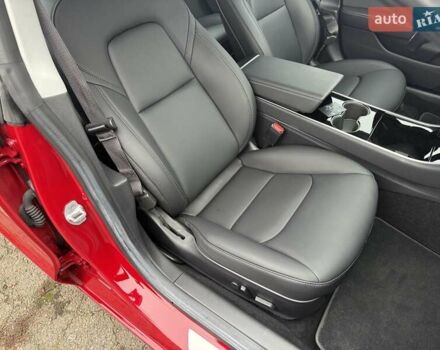 Красный Тесла Модель 3, объемом двигателя 0 л и пробегом 23 тыс. км за 17200 $, фото 12 на Automoto.ua