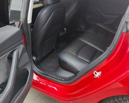 Червоний Тесла Модель 3, об'ємом двигуна 0 л та пробігом 123 тис. км за 16700 $, фото 34 на Automoto.ua