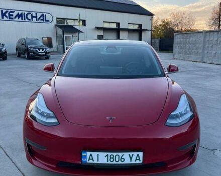 Красный Тесла Модель 3, объемом двигателя 0 л и пробегом 131 тыс. км за 16360 $, фото 1 на Automoto.ua