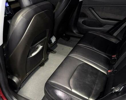 Красный Тесла Модель 3, объемом двигателя 0 л и пробегом 110 тыс. км за 17500 $, фото 5 на Automoto.ua