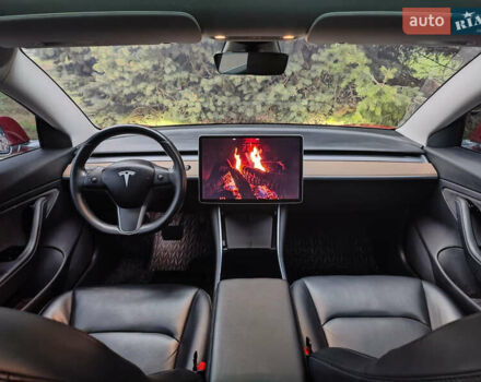 Червоний Тесла Модель 3, об'ємом двигуна 0 л та пробігом 123 тис. км за 16700 $, фото 74 на Automoto.ua