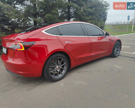 Червоний Тесла Модель 3, об'ємом двигуна 0 л та пробігом 123 тис. км за 16700 $, фото 26 на Automoto.ua