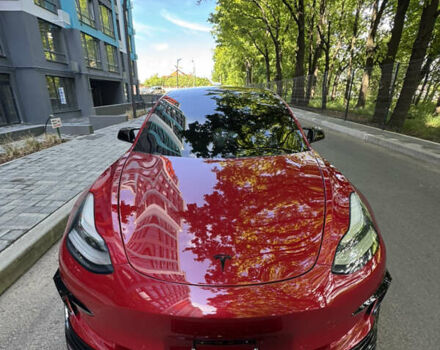 Тесла Модель 3 2018 в Киеве на Automoto.ua Красный Тесла Модель 3, объемом двигателя 0 л и пробегом 79 тыс. км за 22000 $, фото 11 на Automoto.ua