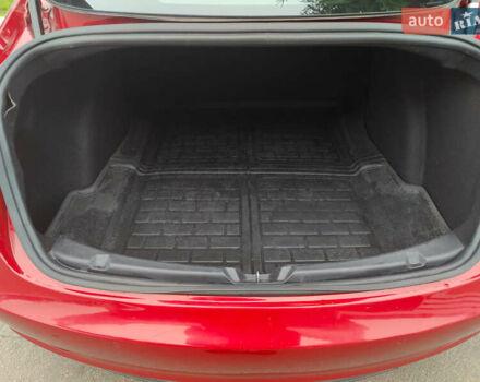 Червоний Тесла Модель 3, об'ємом двигуна 0 л та пробігом 123 тис. км за 16700 $, фото 84 на Automoto.ua