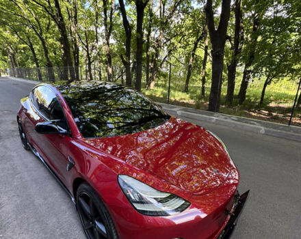 Тесла Модель 3 2018 в Киеве на Automoto.ua Красный Тесла Модель 3, объемом двигателя 0 л и пробегом 79 тыс. км за 22000 $, фото 9 на Automoto.ua