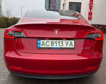 Красный Тесла Модель 3, объемом двигателя 0 л и пробегом 112 тыс. км за 16500 $, фото 2 на Automoto.ua