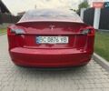 Красный Тесла Модель 3, объемом двигателя 0 л и пробегом 61 тыс. км за 18200 $, фото 7 на Automoto.ua