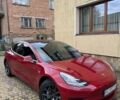 Красный Тесла Модель 3, объемом двигателя 0 л и пробегом 65 тыс. км за 16800 $, фото 1 на Automoto.ua