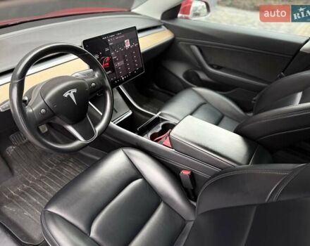 Червоний Тесла Модель 3, об'ємом двигуна 0 л та пробігом 164 тис. км за 14300 $, фото 20 на Automoto.ua