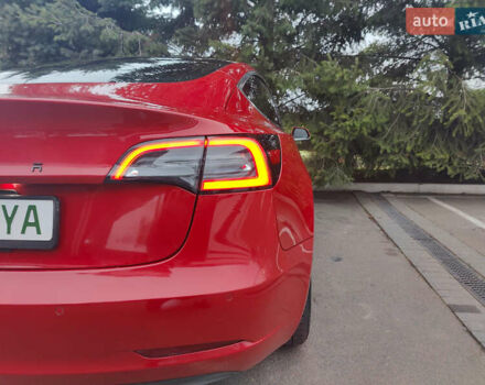 Червоний Тесла Модель 3, об'ємом двигуна 0 л та пробігом 123 тис. км за 16700 $, фото 80 на Automoto.ua