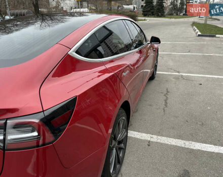 Красный Тесла Модель 3, объемом двигателя 0 л и пробегом 141 тыс. км за 19900 $, фото 5 на Automoto.ua