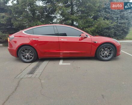 Червоний Тесла Модель 3, об'ємом двигуна 0 л та пробігом 123 тис. км за 16700 $, фото 21 на Automoto.ua