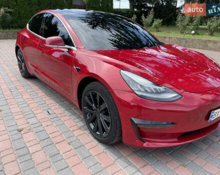 Тесла Модель 3 2018 у Чернівцях на Automoto.ua Червоний Тесла Модель 3, об'ємом двигуна 0 л та пробігом 235 тис. км за 16200 $, фото 3 на Automoto.ua