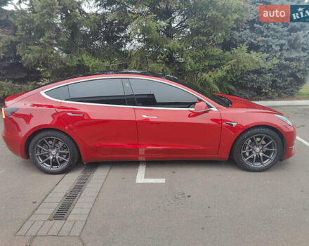 Червоний Тесла Модель 3, об'ємом двигуна 0 л та пробігом 123 тис. км за 16700 $, фото 42 на Automoto.ua