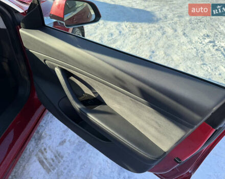 Красный Тесла Модель 3, объемом двигателя 0 л и пробегом 137 тыс. км за 16500 $, фото 23 на Automoto.ua