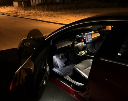 Красный Тесла Модель 3, объемом двигателя 0 л и пробегом 105 тыс. км за 16000 $, фото 25 на Automoto.ua