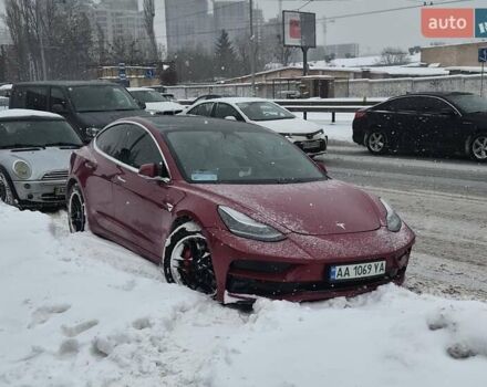 Красный Тесла Модель 3, объемом двигателя 0 л и пробегом 67 тыс. км за 23800 $, фото 1 на Automoto.ua