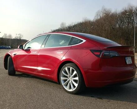 Красный Тесла Модель 3, объемом двигателя 0 л и пробегом 74 тыс. км за 22500 $, фото 10 на Automoto.ua
