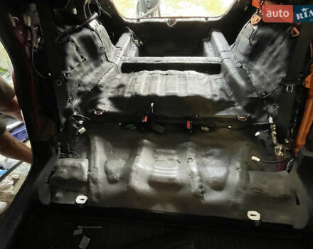 Червоний Тесла Модель 3, об'ємом двигуна 0 л та пробігом 90 тис. км за 16499 $, фото 56 на Automoto.ua