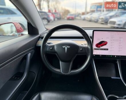 Красный Тесла Модель 3, объемом двигателя 0 л и пробегом 160 тыс. км за 16800 $, фото 12 на Automoto.ua