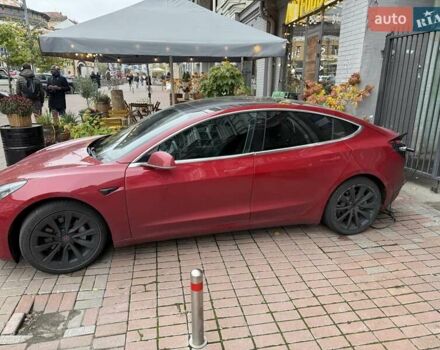 Тесла Модель 3 2018 у Києві на Automoto.ua Червоний Тесла Модель 3, об'ємом двигуна 0 л та пробігом 89 тис. км за 18800 $, фото 1 на Automoto.ua