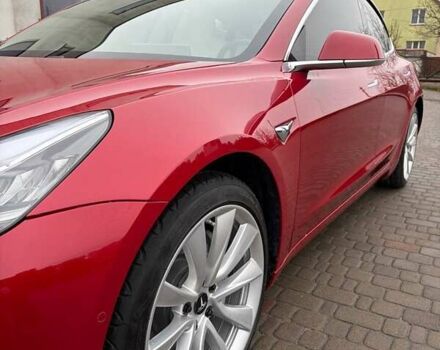 Красный Тесла Модель 3, объемом двигателя 0 л и пробегом 112 тыс. км за 16500 $, фото 22 на Automoto.ua