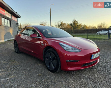 Тесла Модель 3 2018 в Луцке на Automoto.ua Красный Тесла Модель 3, объемом двигателя 0 л и пробегом 137 тыс. км за 17200 $, фото 15 на Automoto.ua