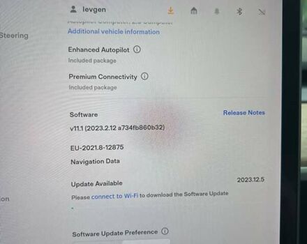 Красный Тесла Модель 3, объемом двигателя 0 л и пробегом 88 тыс. км за 30000 $, фото 13 на Automoto.ua